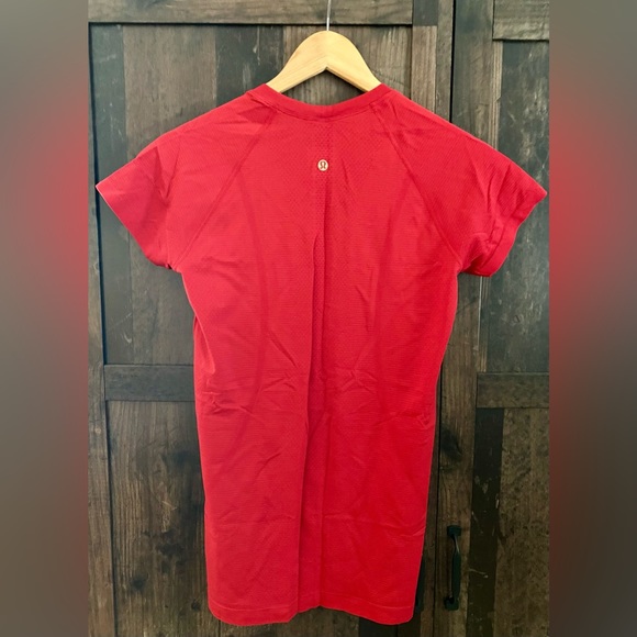 lululemon athletica Tops - Swiftly Tech Short-Sleeve Shirt
